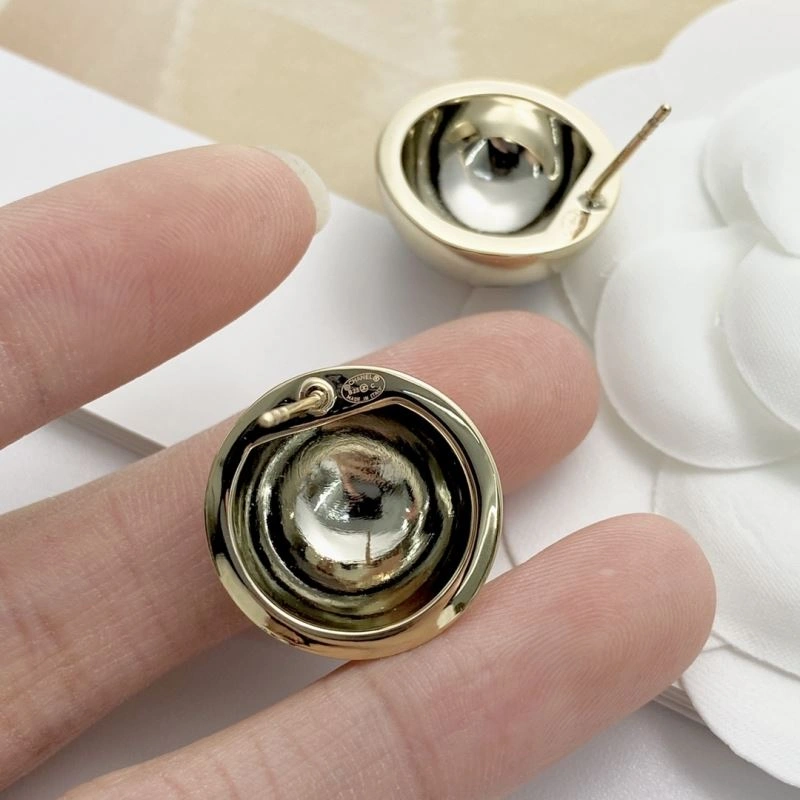 Chanel Earrings Vibrant 226191