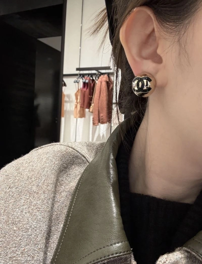 Chanel Earrings Vibrant 226191