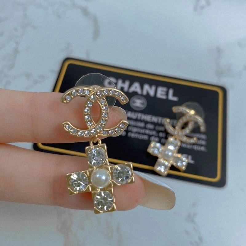 Chanel Earrings Premium 226200