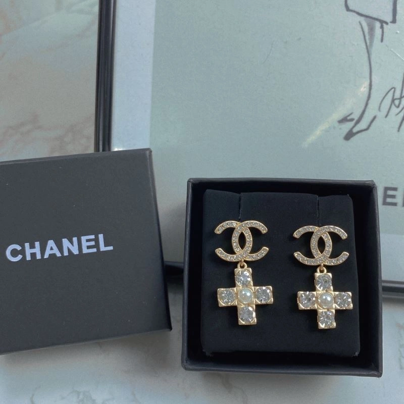 Chanel Earrings Premium 226200