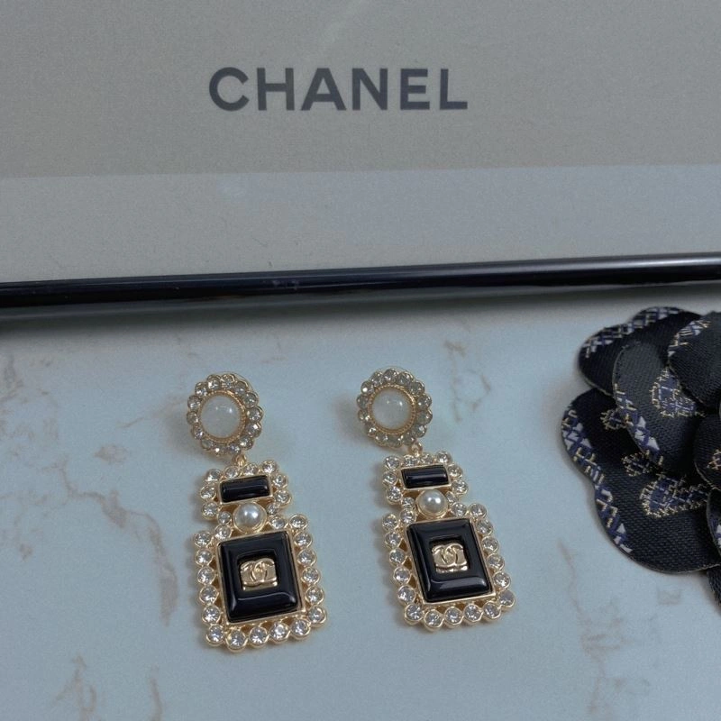Chanel Earrings Practical 226174