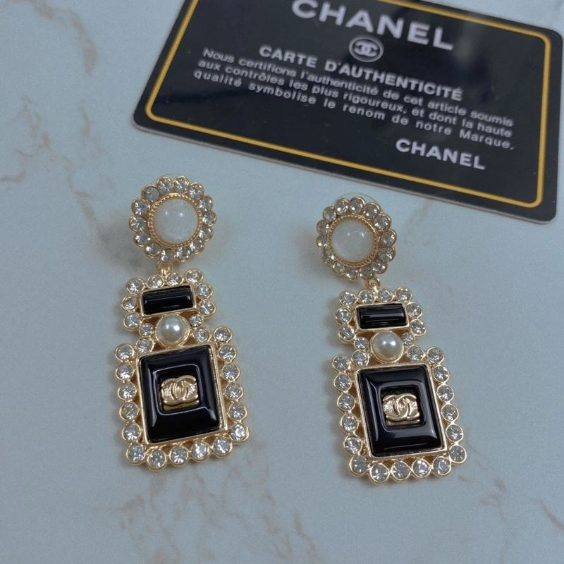 Chanel Earrings Practical 226174