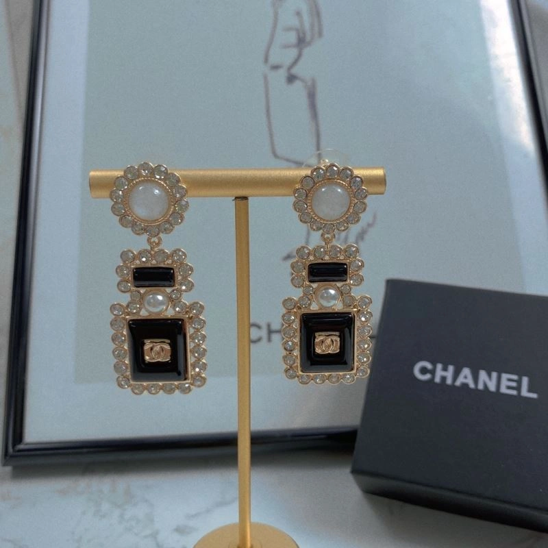 Chanel Earrings Practical 226174