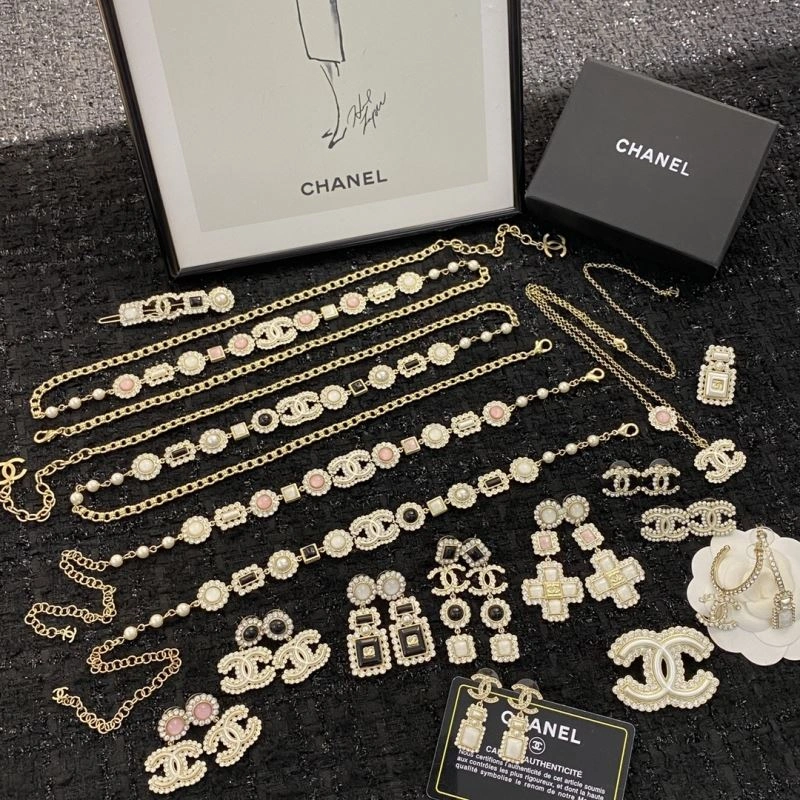 Chanel Earrings Practical 226174