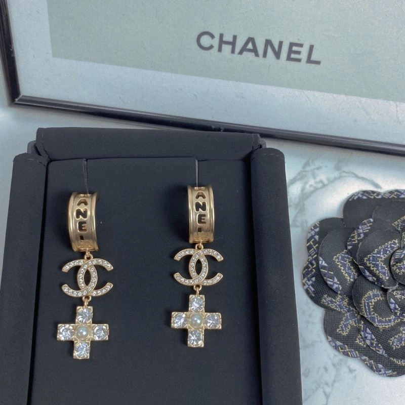 Chanel Earrings Lightweight 226186