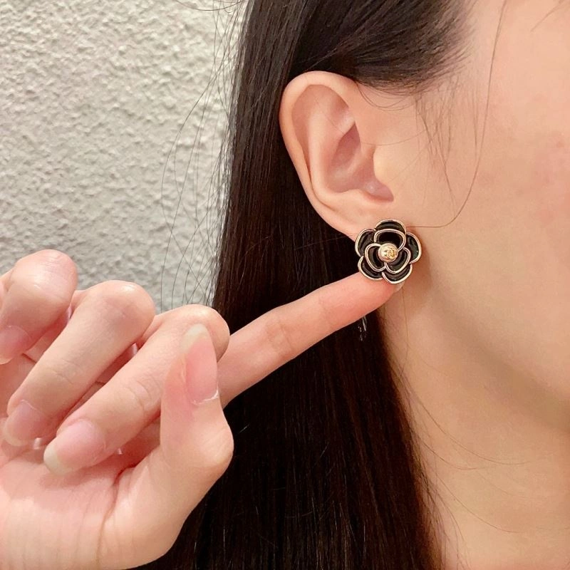Chanel Earrings Practical 226211