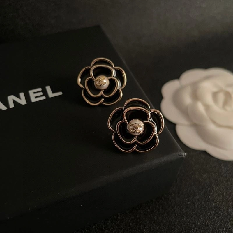 Chanel Earrings Practical 226211