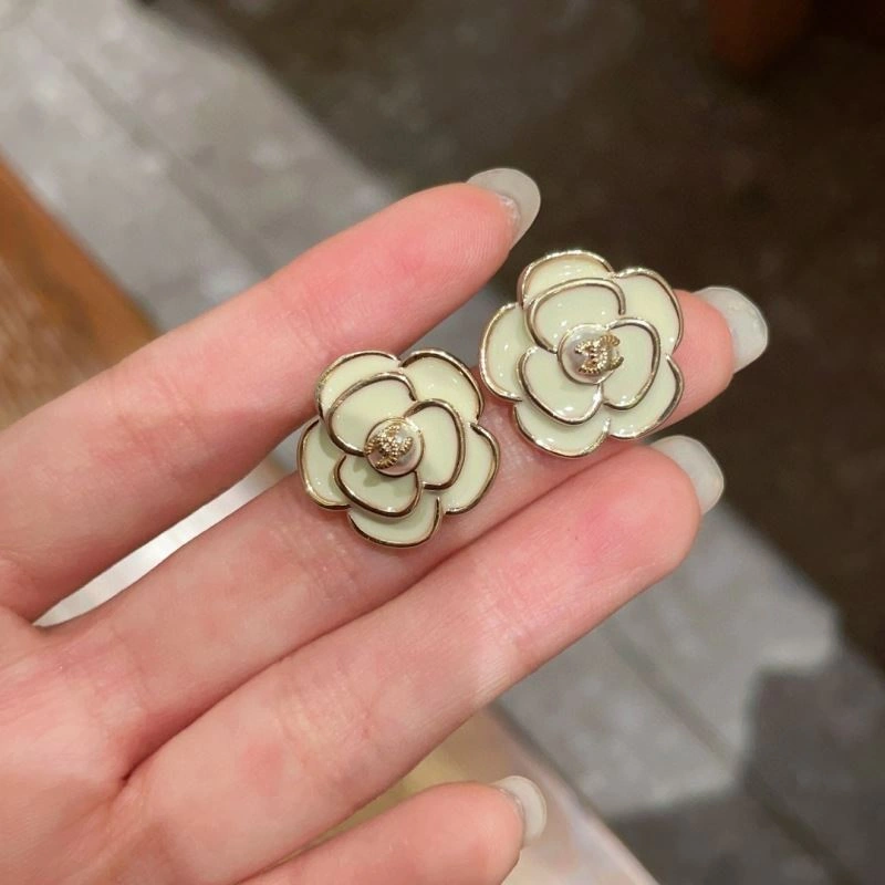 Chanel Earrings Stylish 226159