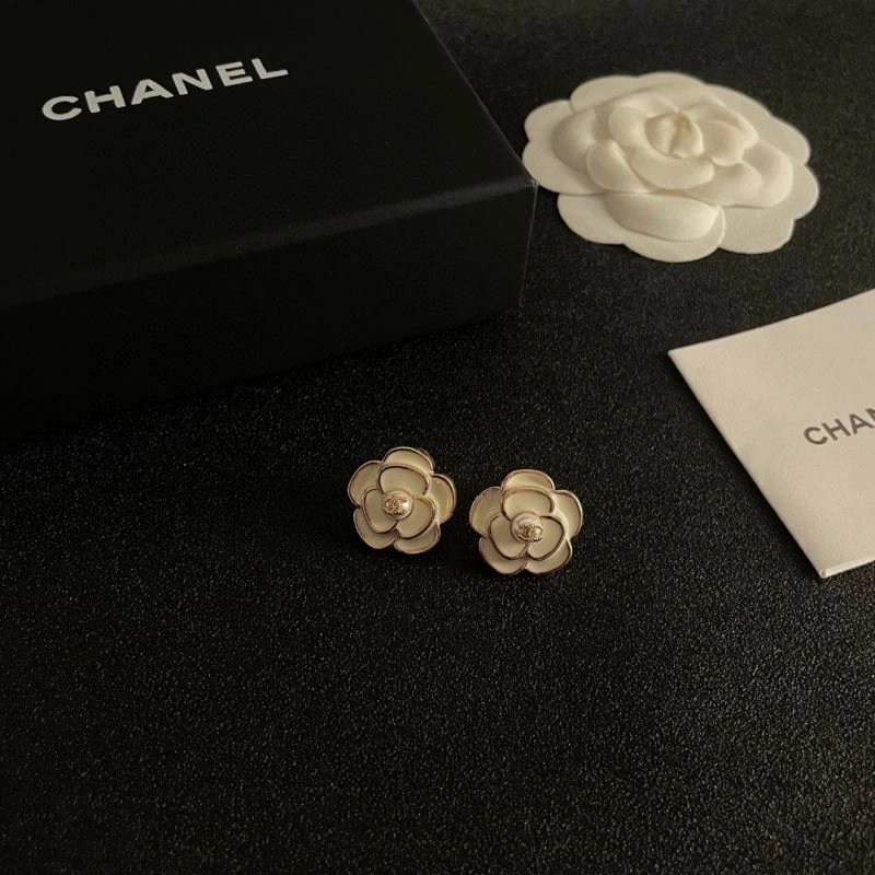 Chanel Earrings Stylish 226159