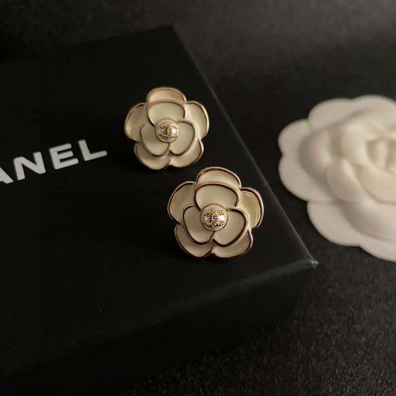Chanel Earrings Stylish 226159