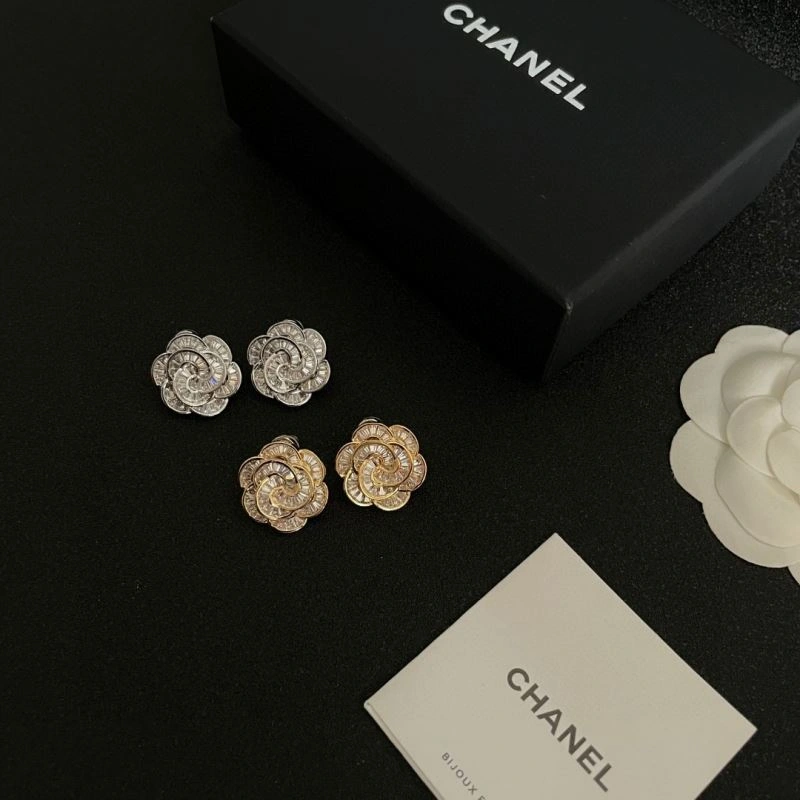 Chanel Earrings SoftTouch 226175