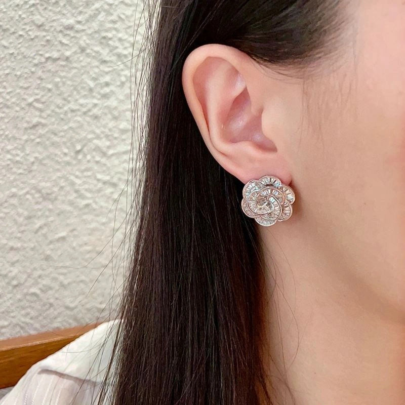 Chanel Earrings SoftTouch 226175