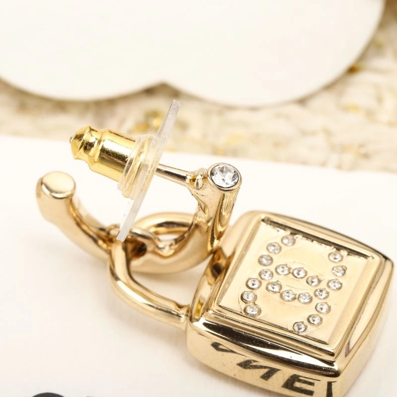 Resilient Chanel Earrings 226260