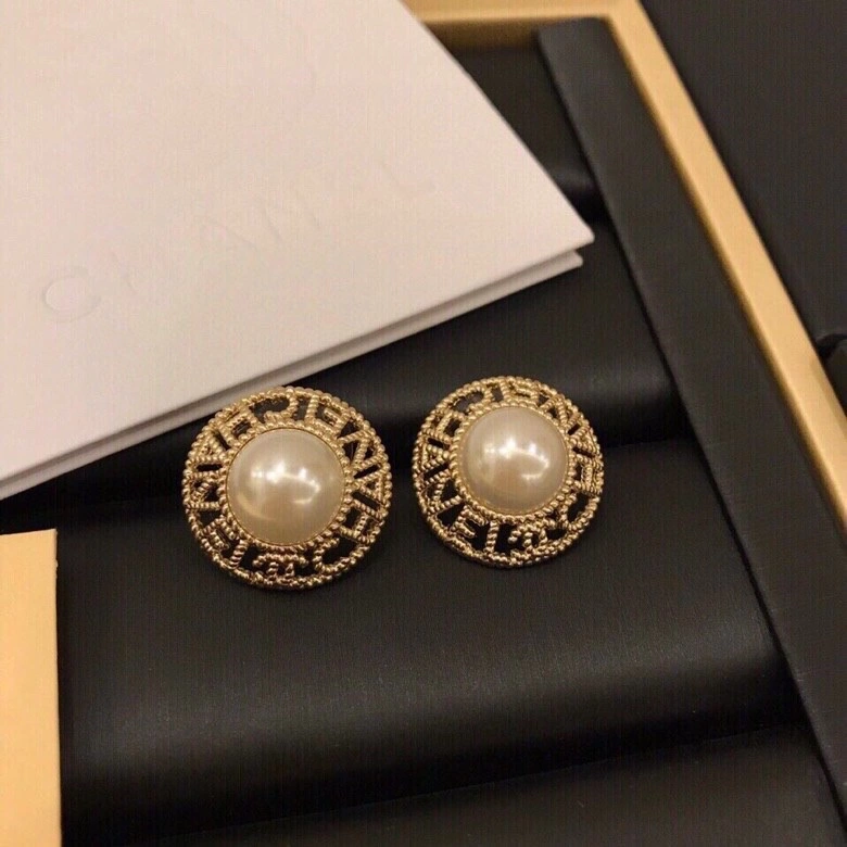 Soft Chanel Earrings 226150