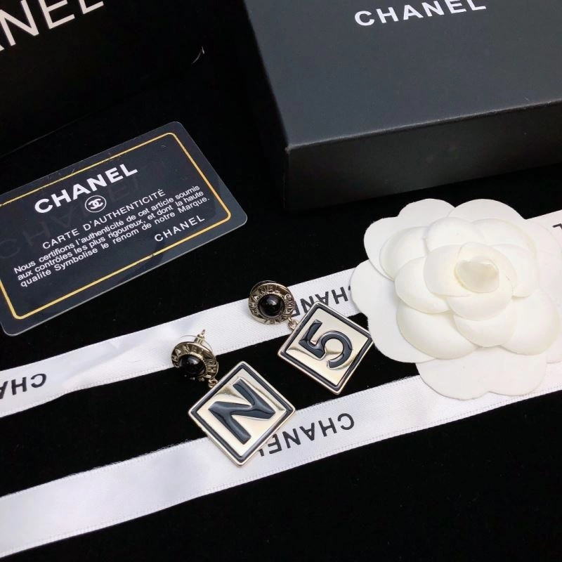 UrbanChic Chanel Earrings 226157