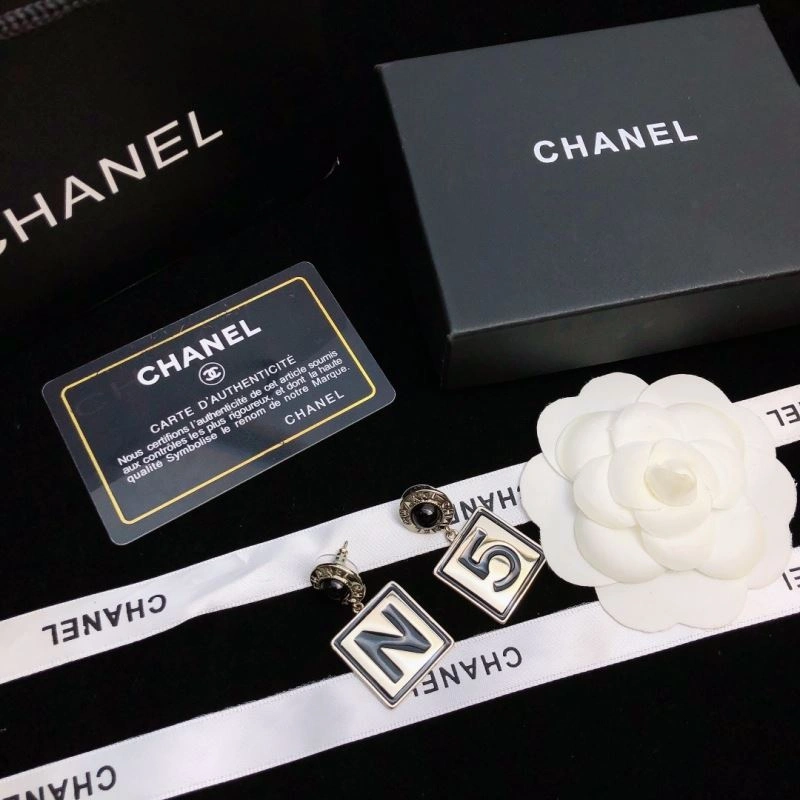UrbanChic Chanel Earrings 226157