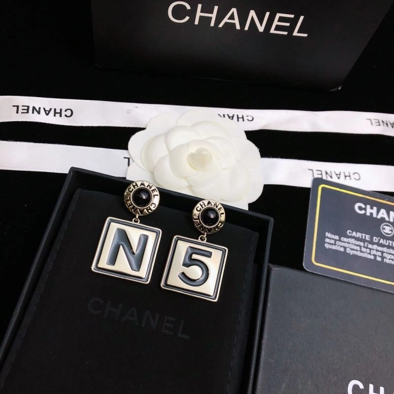 UrbanChic Chanel Earrings 226157