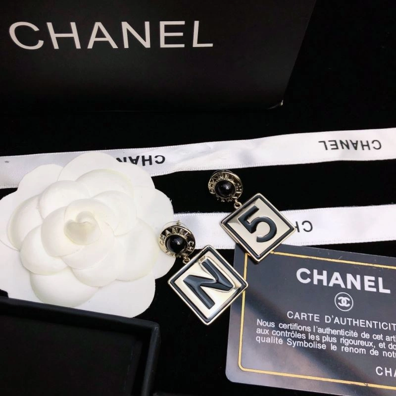 UrbanChic Chanel Earrings 226157