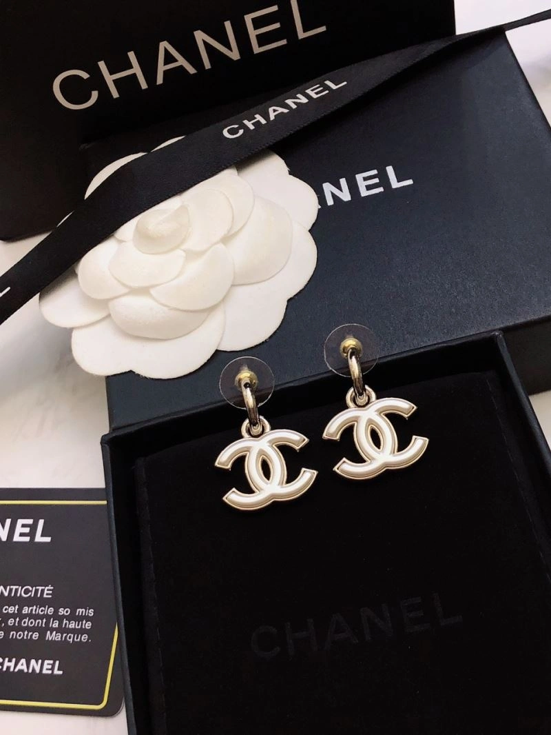 Affordable Chanel Earrings 226151