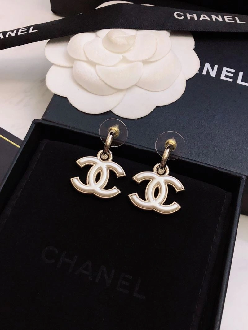 Affordable Chanel Earrings 226151