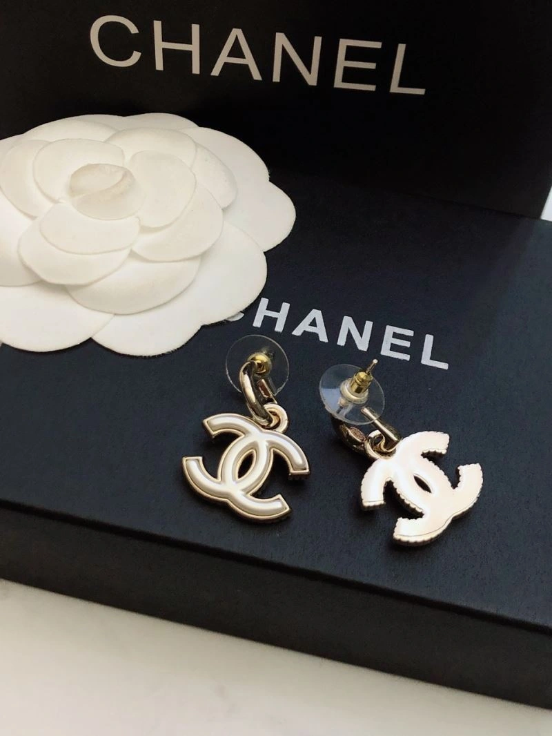 Affordable Chanel Earrings 226151