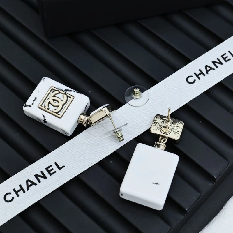 NewStyle Chanel Earrings 226163