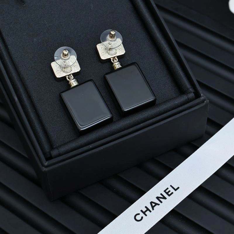 NewStyle Chanel Earrings 226163