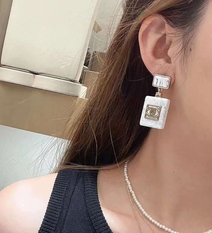 NewStyle Chanel Earrings 226163