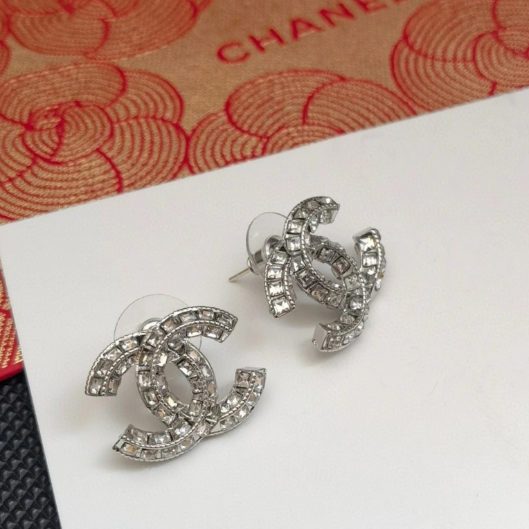 Chanel Earrings Lightweight 226168