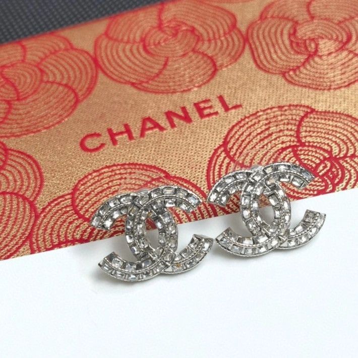 Chanel Earrings Lightweight 226168