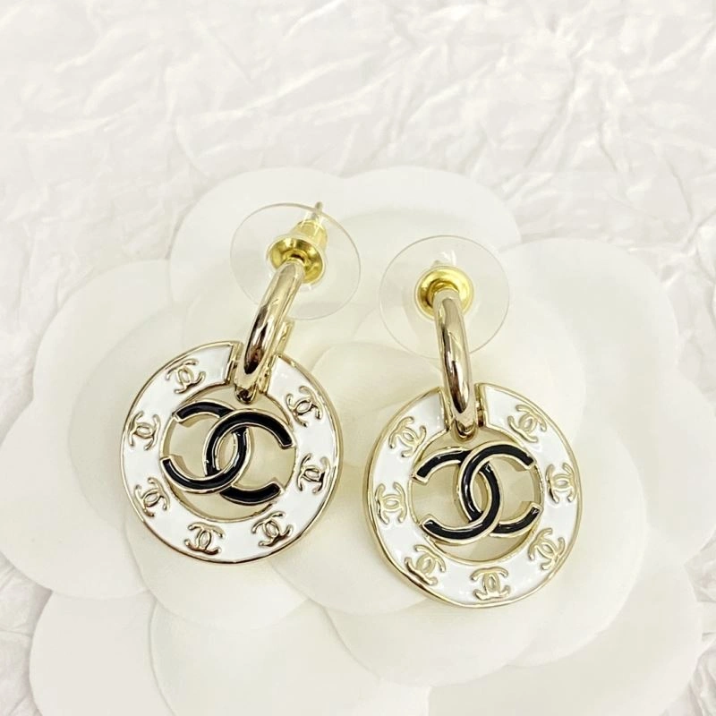 Vibrant Chanel Earrings 226154
