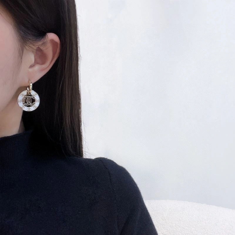 Vibrant Chanel Earrings 226154