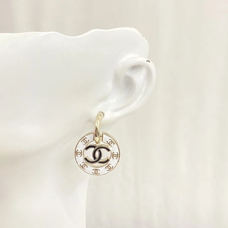 Vibrant Chanel Earrings 226154