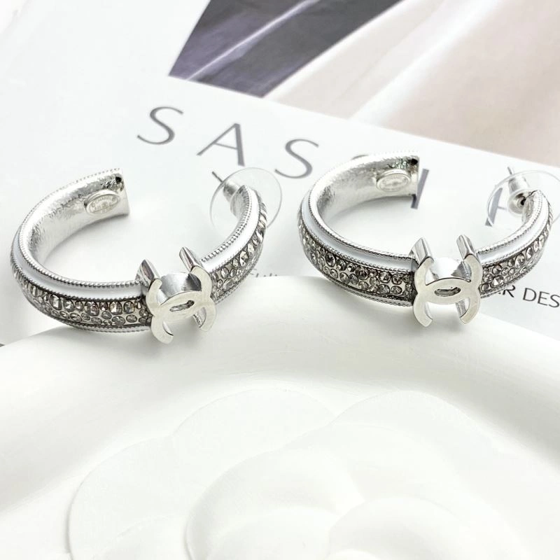 Chanel Earrings Trendy 226135