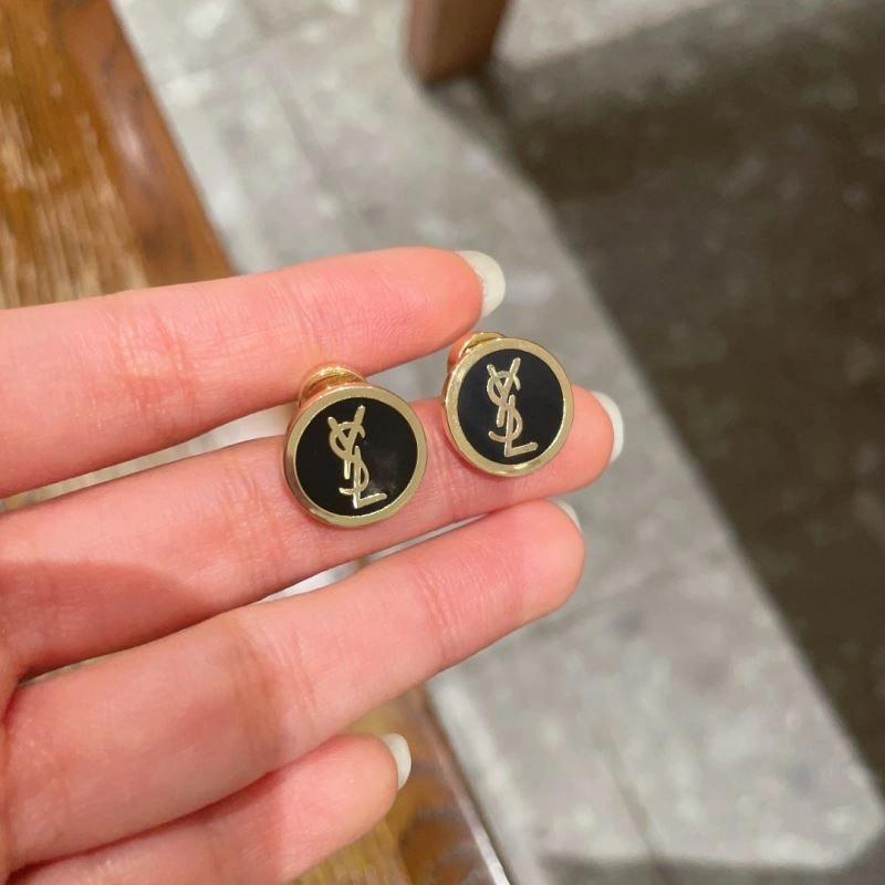 Chanel Earrings HighQuality 226140