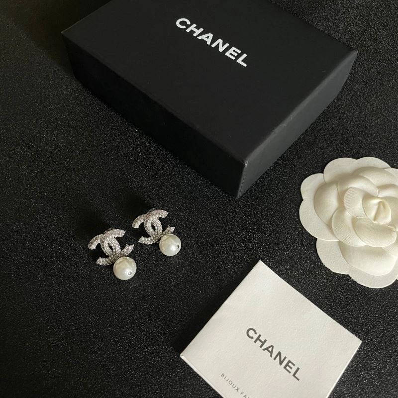 TechFriendly Chanel Earrings 226187