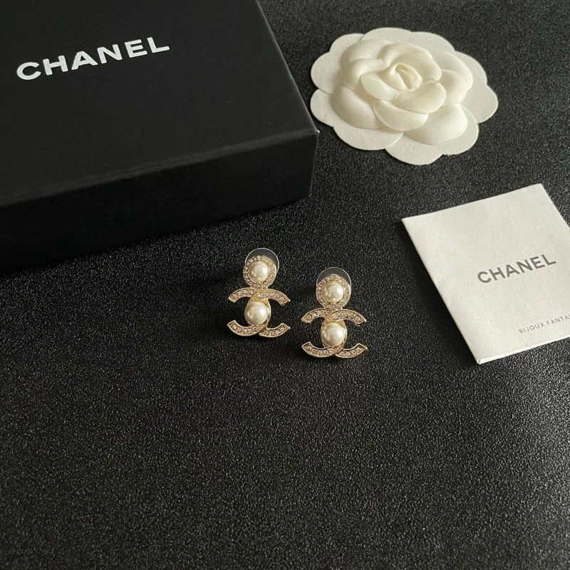 Chanel Earrings Lightweight 226127