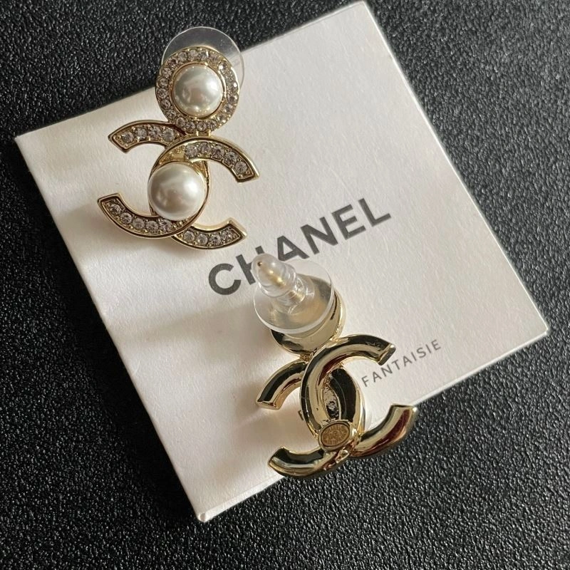 Chanel Earrings Lightweight 226127