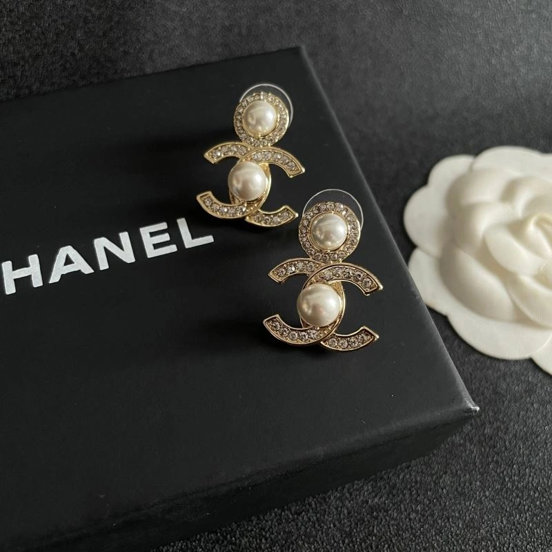 Chanel Earrings Lightweight 226127