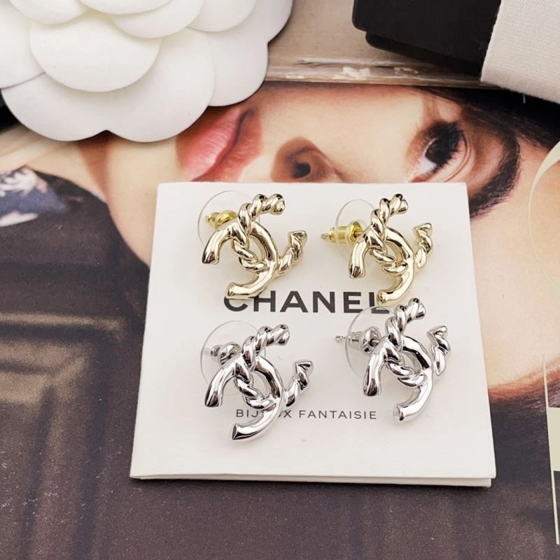 Chanel Earrings Compact 226185