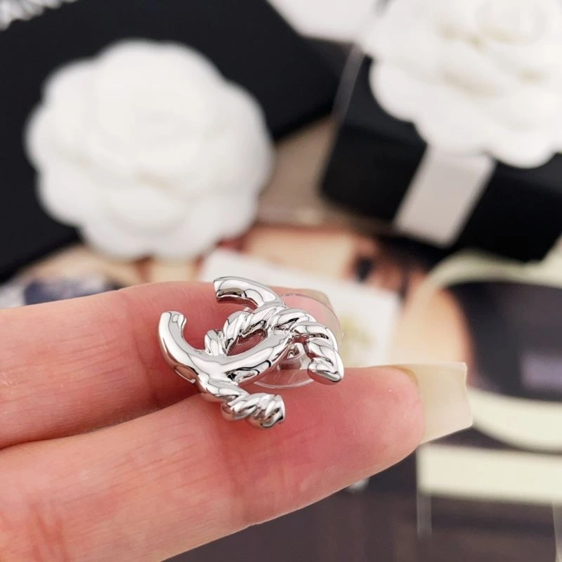 Chanel Earrings Compact 226185
