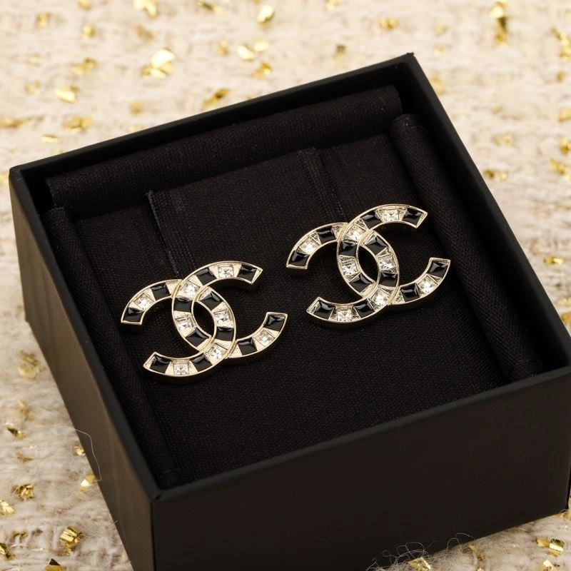 WellDesigned Chanel Earrings 226145