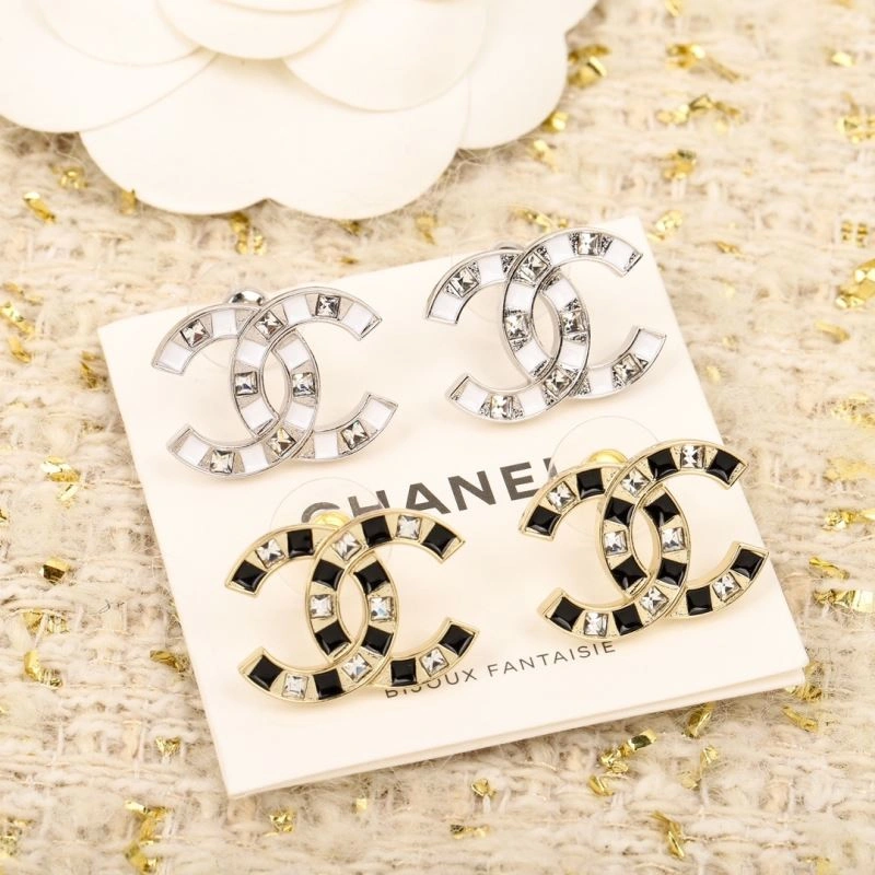 WellDesigned Chanel Earrings 226145