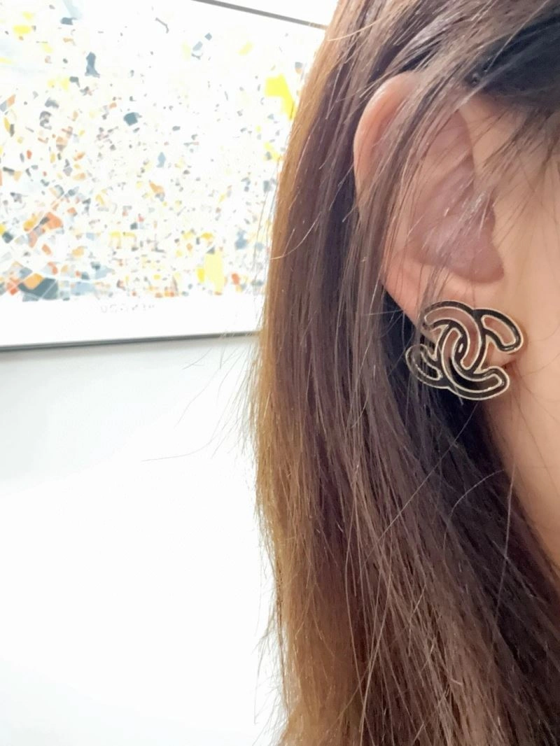 HighPerformance Chanel Earrings 226134