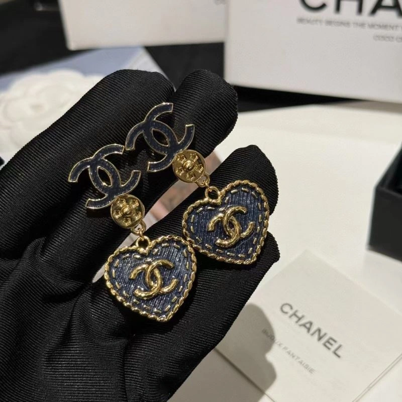 Trendy Chanel Earrings 226146