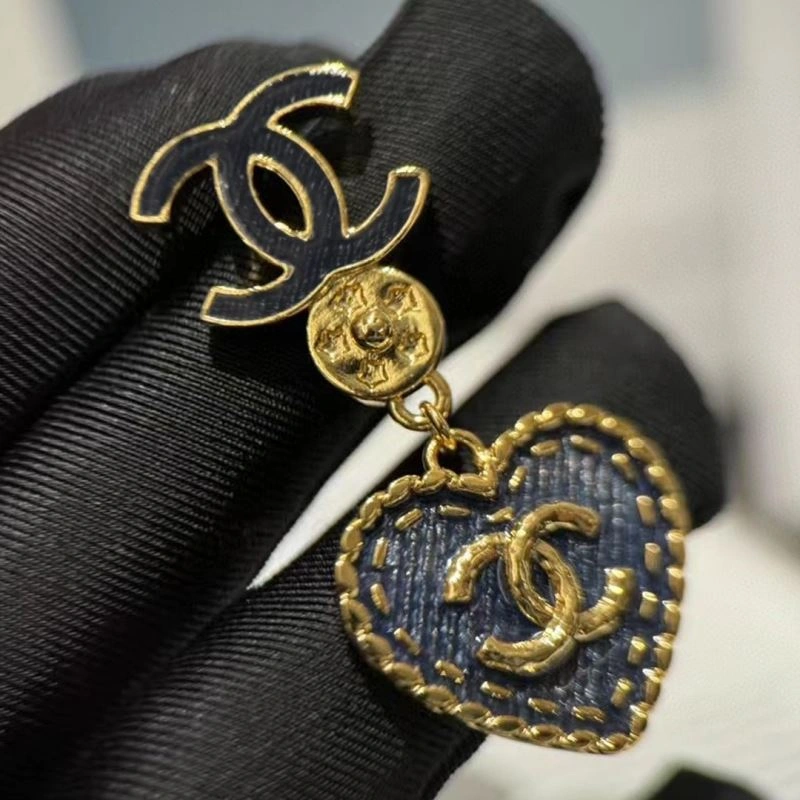 Trendy Chanel Earrings 226146