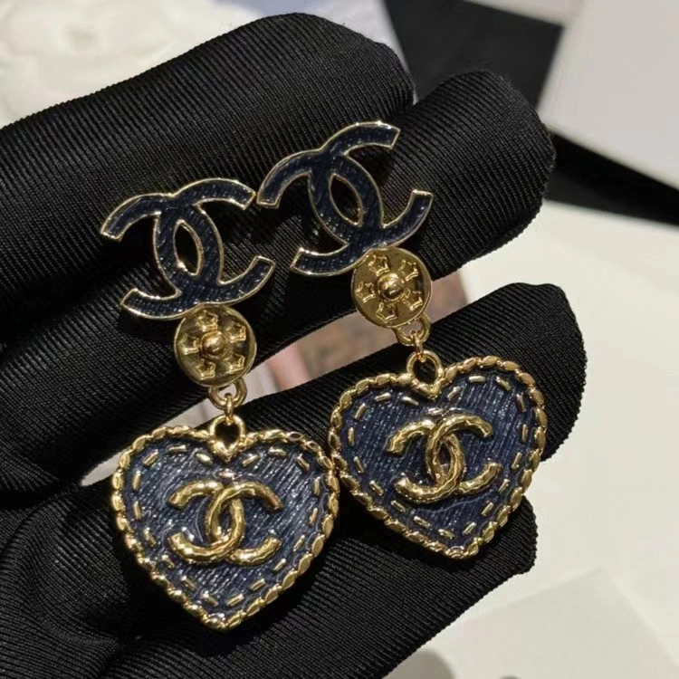 Trendy Chanel Earrings 226146
