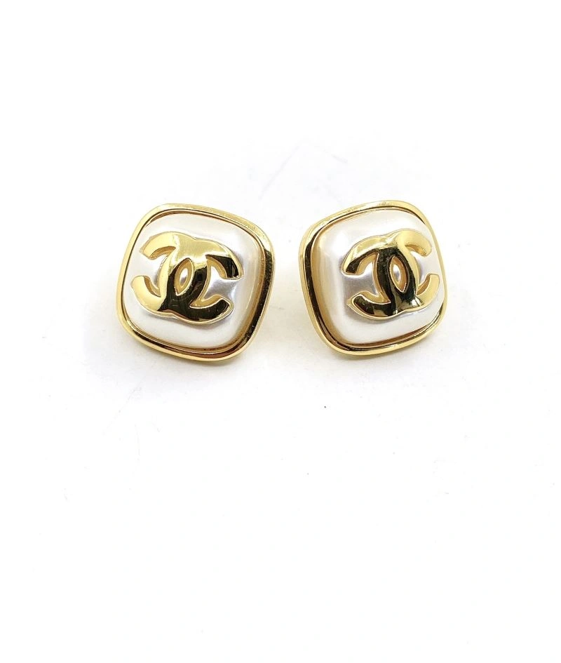 Breathable Chanel Earrings 226115