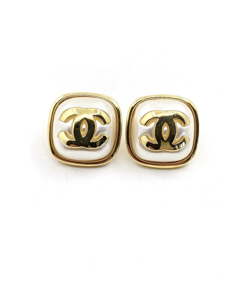 Breathable Chanel Earrings 226115