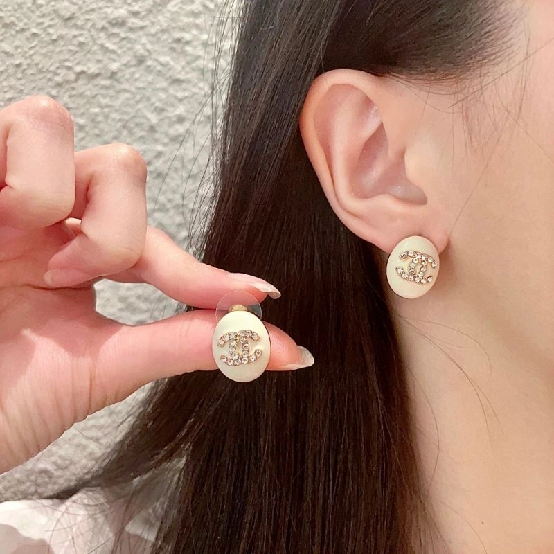 Chanel Earrings FreshLook 226112